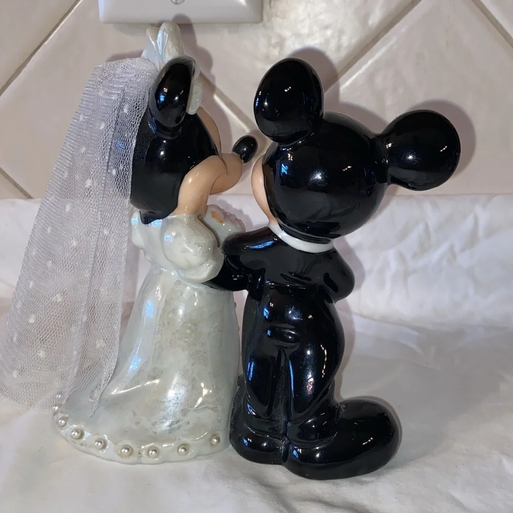 Vintage MICKEY AND MINNIE DISNEY WEDDING. Figurine topper